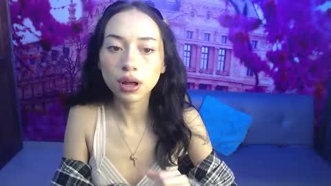 Snapshot of hanaku_8 chatting on 12/02/24, 02:30 Hanaku online show from 12/02/24, 02:30