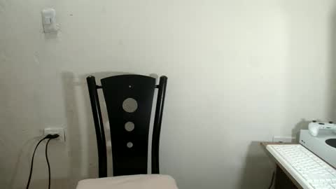 Hana.......Fansly -  content being added daily..  online show from 02/24/25, 09:09