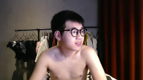 handsome_mannn online show from 02/04/25, 08:17