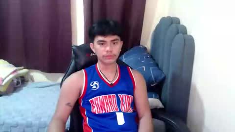 handsome_vanana online show from 10/08/25, 08:23