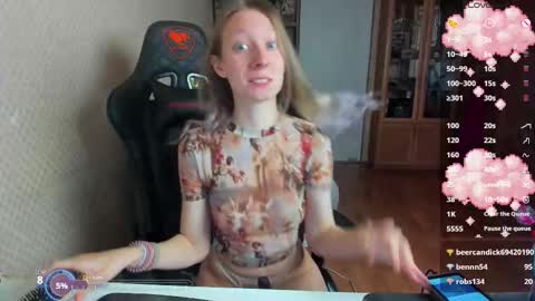 Mila online show from 10/11/25, 09:19