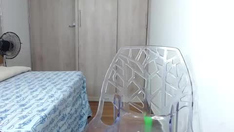 Snapshot of handsome_white1 chatting on 12/28/24, 03:15 jorge daniel online show from 12/28/24, 03:15