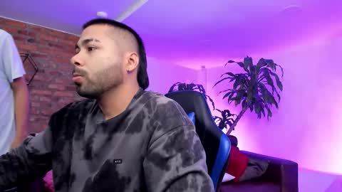 leonardfarrucknick and otis online show from 10/07/25, 01:19