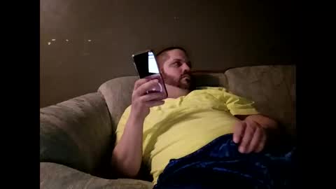 Handsomedaddy198923 online show from 04/09/26, 07:36