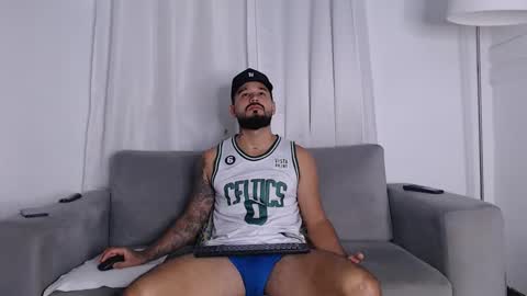 Snapshot of handsomen69 chatting on 02/11/26, 03:00 Handsomen online show from 02/11/26, 03:00