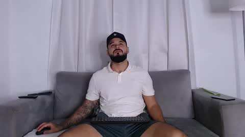 Handsomen online show from 04/17/26, 02:47