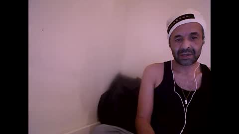 handsomepenis20cm online show from 11/27/25, 07:05