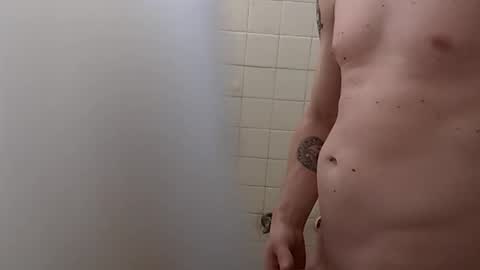 Snapshot of handsomerob42 chatting on 11/23/25, 10:42 handsomerob42 online show from 11/23/25, 10:42