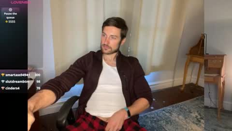 handsumhung online show from 12/17/25, 08:48