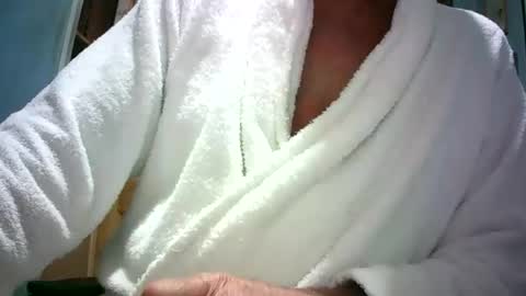 handymanforyou177322 online show from 06/09/26, 10:32