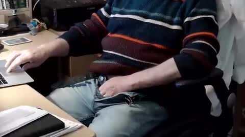 handz2 online show from 11/04/25, 01:43