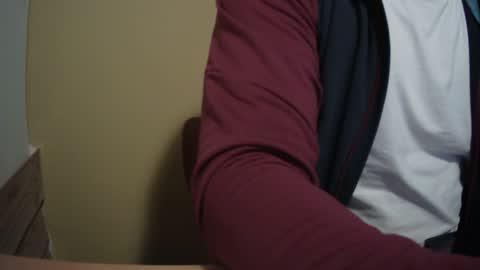 hanky online show from 12/13/24, 10:41