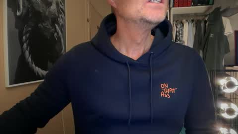 hanky online show from 01/21/25, 07:26