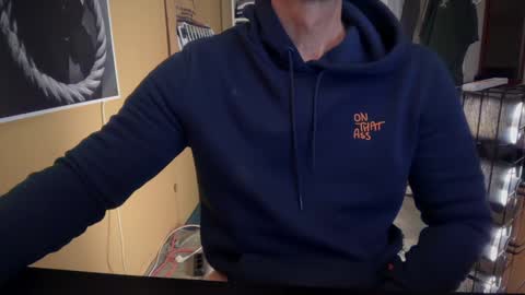 hanky online show from 01/23/25, 05:42