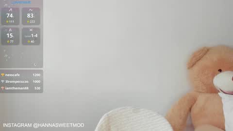 Snapshot of hanna_1sweet chatting on 12/29/24, 07:53 hanna online show from 12/29/24, 07:53