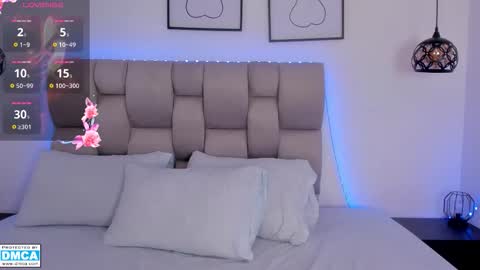 hanna__evans_ online show from 02/19/26, 12:12