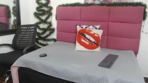 Hanna Palmer online show from 12/11/24, 11:51