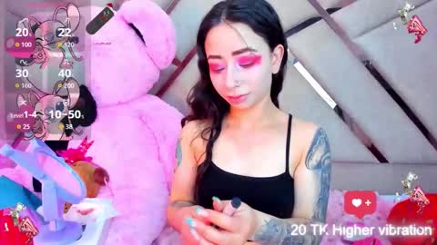  hanna  online show from 10/12/25, 01:59