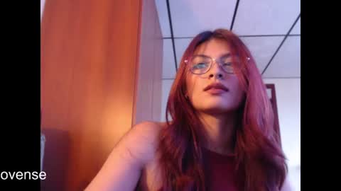 Snapshot of hanna_beily chatting on 06/26/26, 06:01 hanna online show from 06/26/26, 06:01