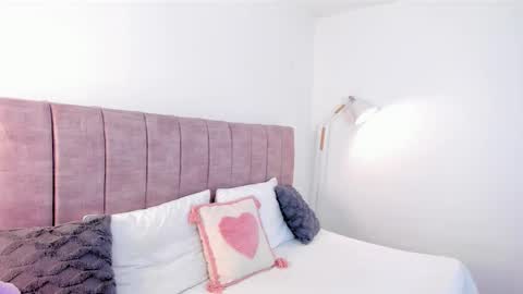 hanna_bunny15 online show from 03/09/26, 09:19