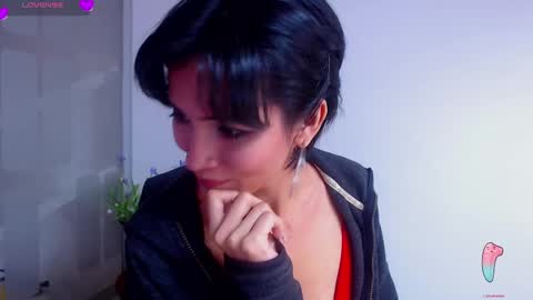 Sara online show from 02/13/25, 07:42