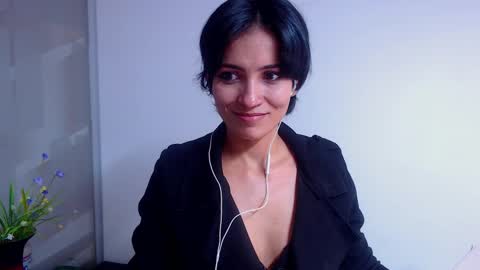 Sara online show from 02/26/25, 08:54