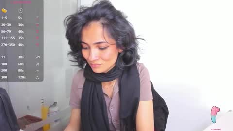 Sara online show from 12/22/25, 07:11