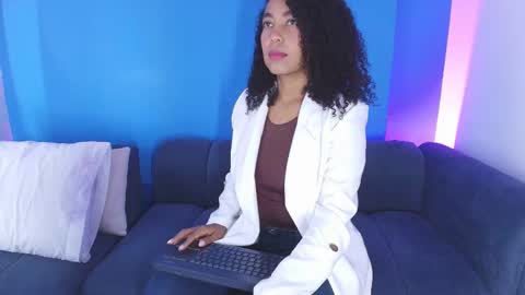 Hanna online show from 10/29/25, 10:50