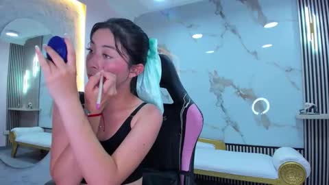 Snapshot of hanna_cutte_ chatting on 09/30/25, 06:35 Hanna online show from 09/30/25, 06:35