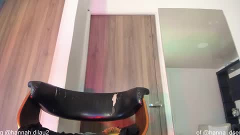 hannah dilau  online show from 02/11/26, 01:16