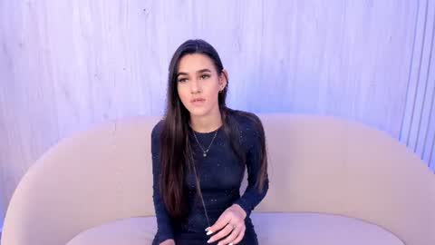 Hanna Foxi online show from 06/11/26, 12:25