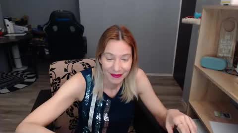 hanna_ha online show from 03/06/25, 08:05