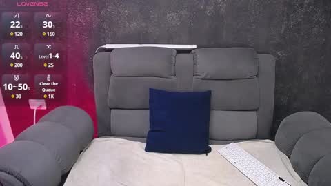 Snapshot of hanna_jhoonson chatting on 01/11/25, 07:59 Isabella online show from 01/11/25, 07:59