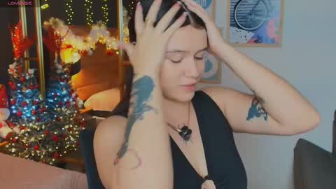 Hanna online show from 12/19/25, 01:56