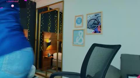 Hanna online show from 03/03/26, 06:58