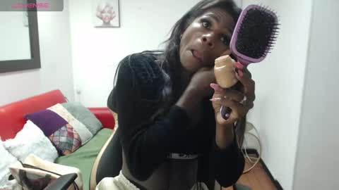 hanna_lamber online show from 04/15/26, 11:06