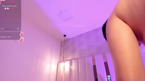 Snapshot of hanna_lee02 chatting on 01/11/25, 03:20 Hanna Lee online show from 01/11/25, 03:20