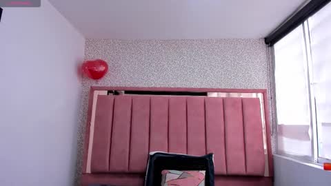  H A N N A  online show from 10/21/25, 07:47