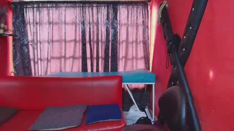 Hanna online show from 03/12/25, 12:47