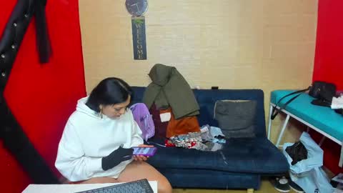 Hanna online show from 10/04/25, 01:25