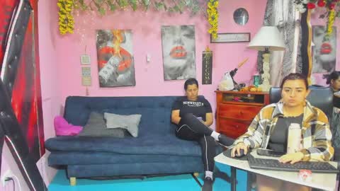 Hanna online show from 04/22/26, 12:07