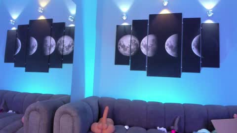 Hanna online show from 01/18/25, 03:38