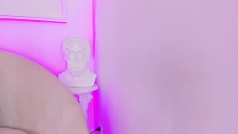 Snapshot of hanna_moonlight_ chatting on 01/23/25, 02:02 Hanna online show from 01/23/25, 02:02