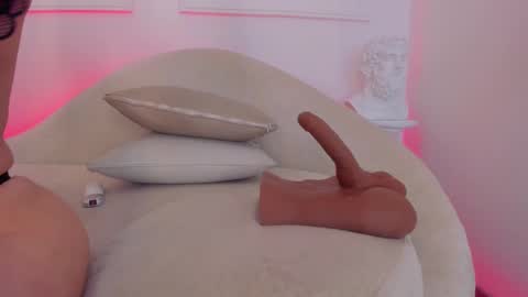 Snapshot of hanna_moonlight_ chatting on 03/08/25, 11:39 Hanna online show from 03/08/25, 11:39