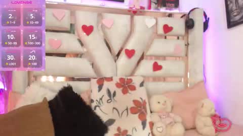 hanna_plum online show from 10/02/25, 03:13