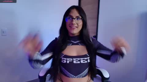 Snapshot of hanna_sofi4 chatting on 09/14/25, 07:35 Hanna Capicorn online show from 09/14/25, 07:35