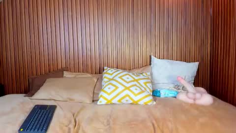 Snapshot of hanna_weist1 chatting on 10/25/25, 05:59 Akane Tendo online show from 10/25/25, 05:59