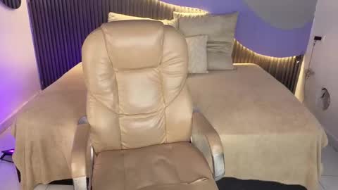 Akane Tendo online show from 03/12/26, 04:18