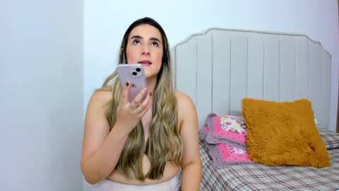 Snapshot of hannaa86 chatting on 02/09/25, 07:52 Hanna online show from 02/09/25, 07:52