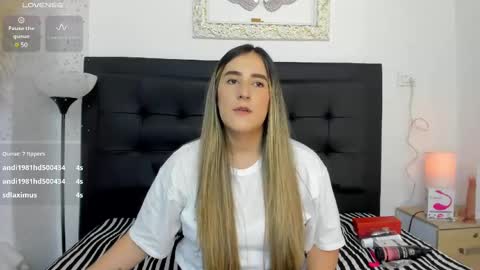 Snapshot of hannaa86 chatting on 02/19/25, 07:48 Hanna online show from 02/19/25, 07:48